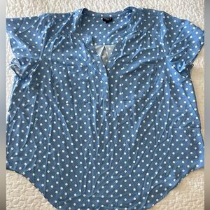 Torrid light blue polka dot blouse size 2